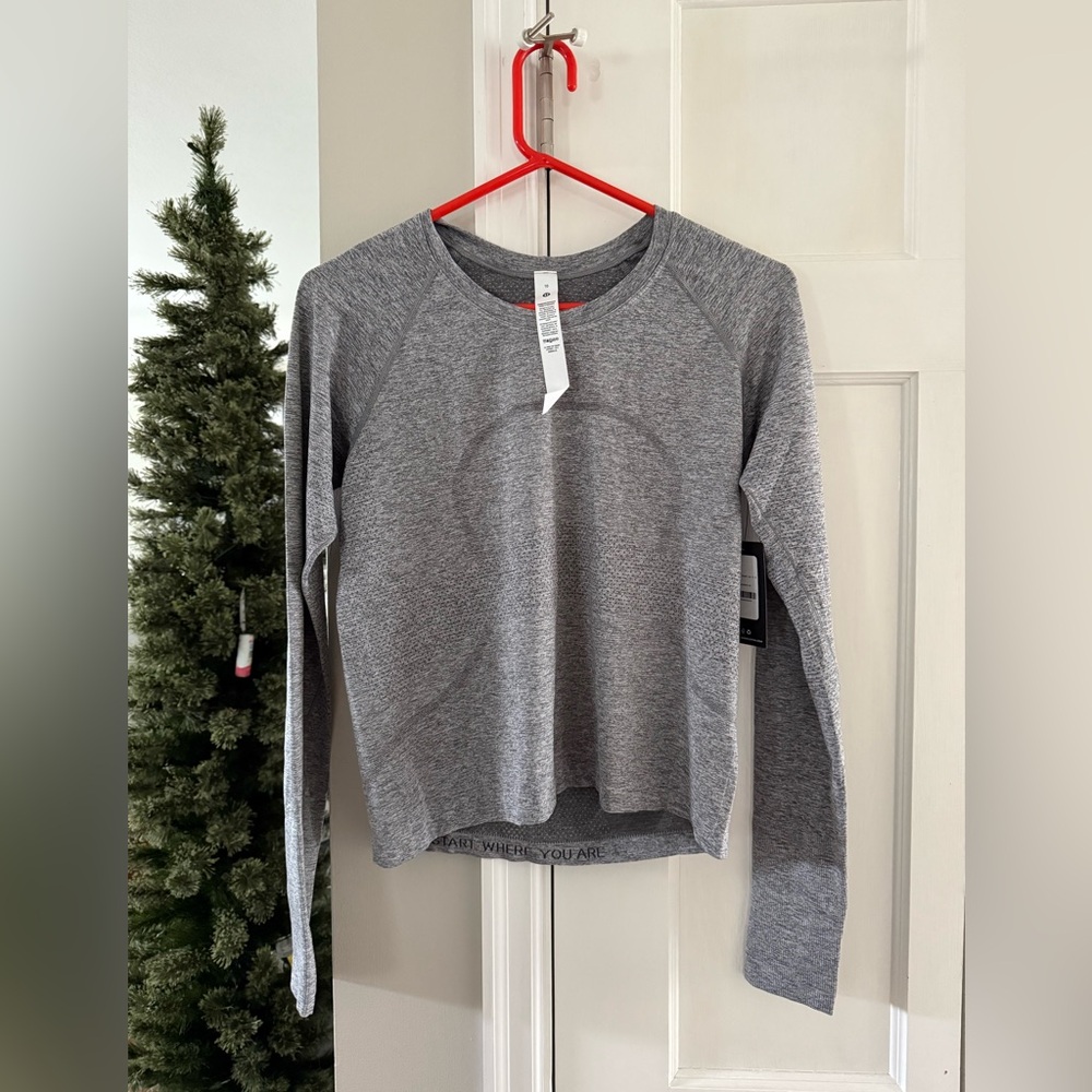 NWT LULULEMON SWIFTLY TECH LONG SLEEVE SHIRT 2.0 *HIP LENGTH Slate Gray 10
